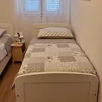 Summer Breeze - Quiet Place With A Spectacular View And A Garden