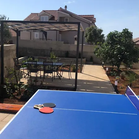 Summer Breeze - Quiet Place With A Spectacular View And A Garden Apartman *