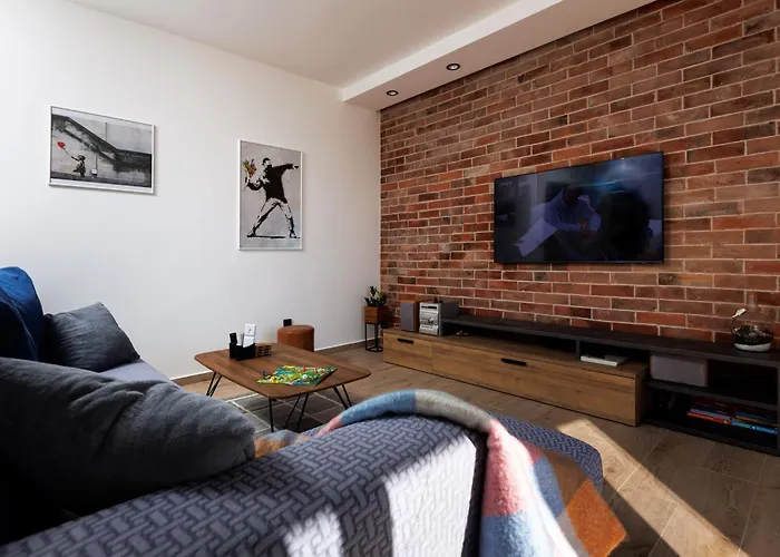 Summer Breeze - Quiet Place With A Spectacular View And A Garden