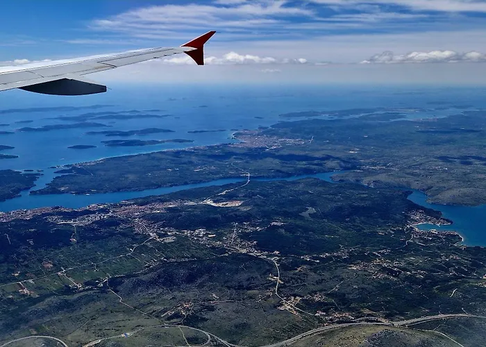 Summer Breeze - Quiet Place With A Spectacular View And A Garden