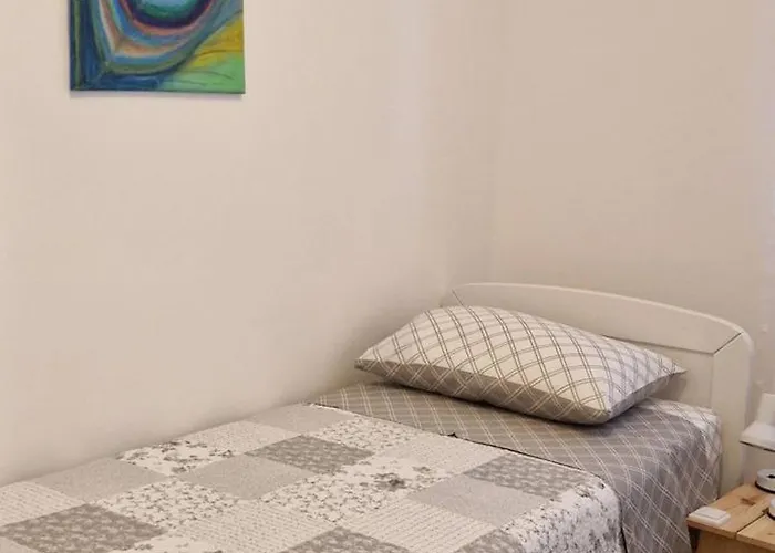 Summer Breeze - Quiet Place With A Spectacular View And A Garden Apartment